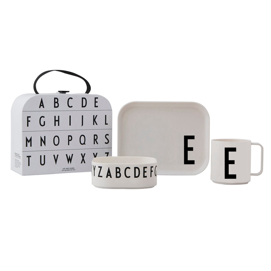 Design Letters lasten tarjoilusetti E