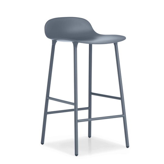 Form Chair baarijakkara metallijalat sininen