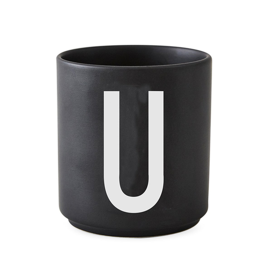 Design Letters kuppi musta U