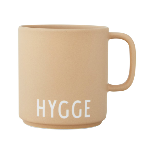 Design Letters -suosikkikuppi kahvalla 25 cl Hygge