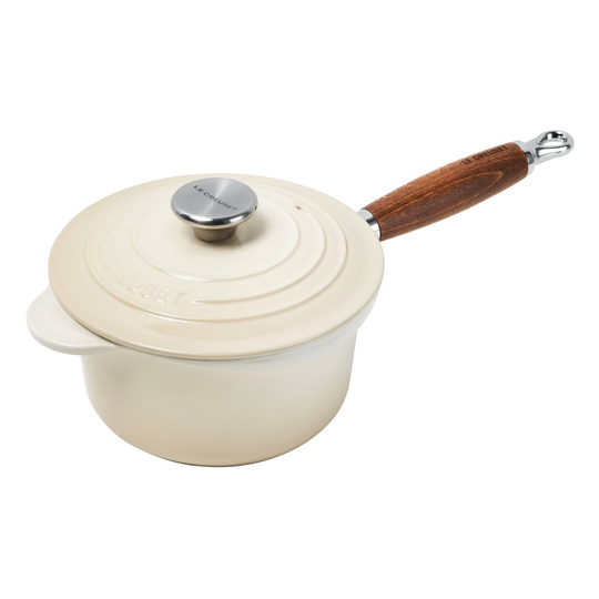 Le Creuset -kattila puukahvalla 1,8 l Meringue