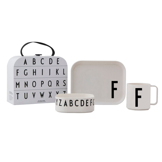 Design Letters lasten tarjoilusetti F