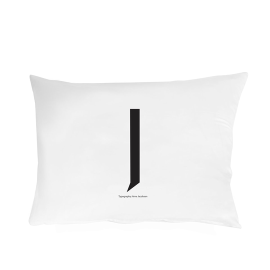 Design Letters tyynyliina 70x50 cm J