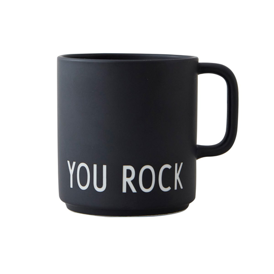 Design Letters -suosikkikuppi kahvalla 25 cl You rock