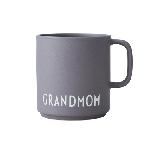 Design Letters -suosikkikuppi kahvalla 25 cl Grandmom