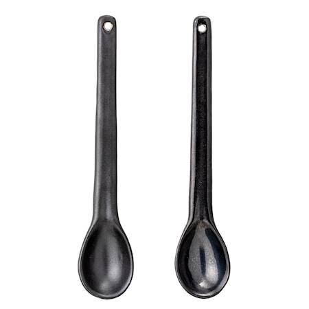 Leah Spoon, Musta, Kivitavara